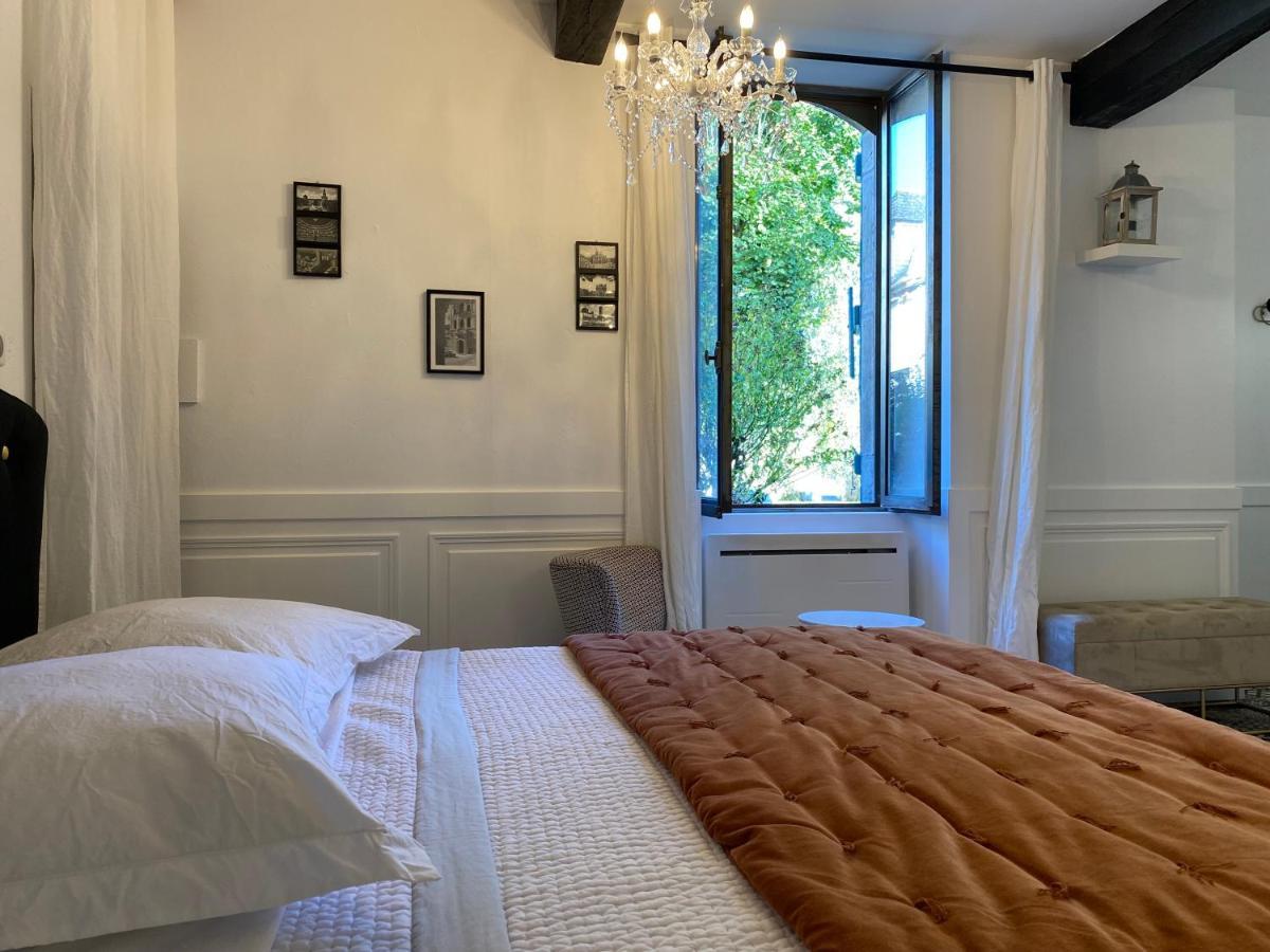 Chambre D'Hote 1787 : Les Terrasses Des Pyrenees Laloubere Eksteriør bilde